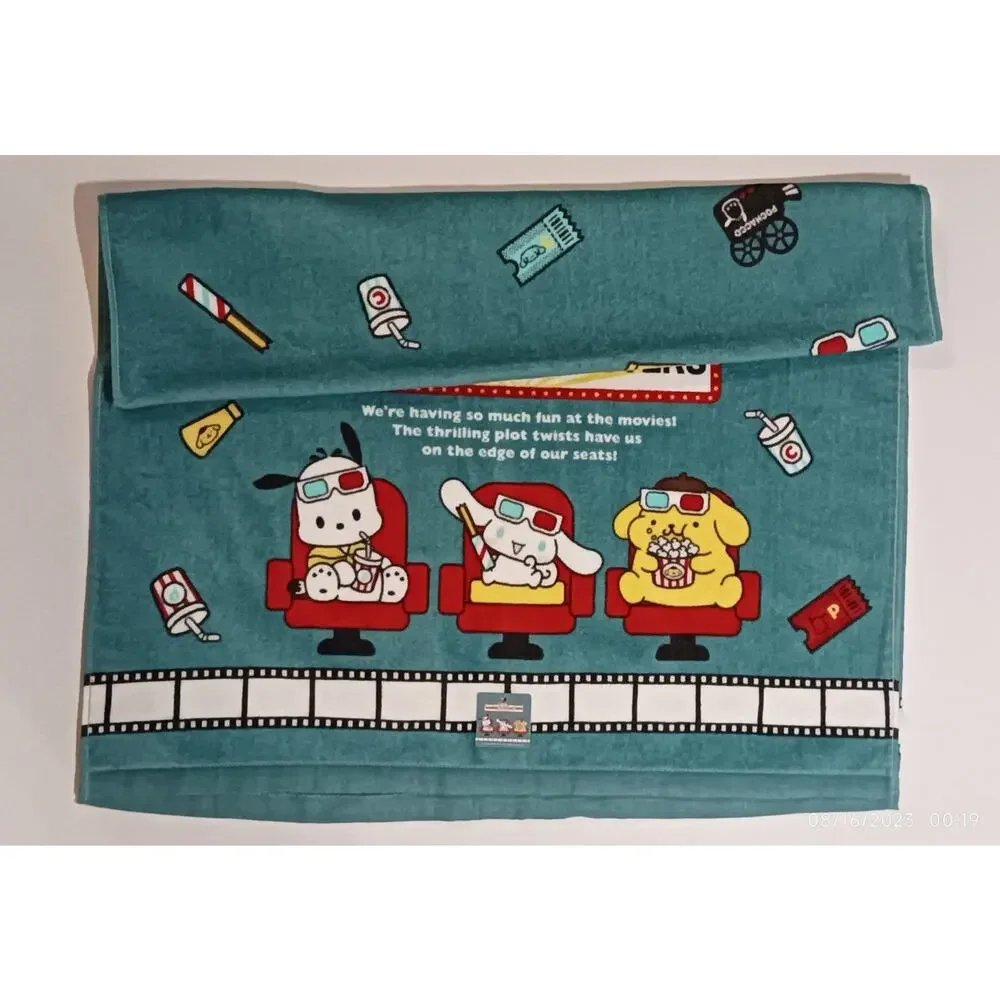 Sanrio characters bath towel